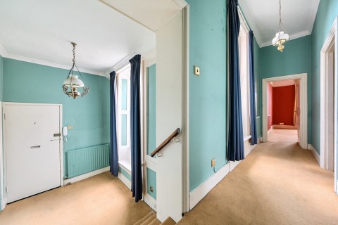 Click the photo for more details of French Street, Sunbury-On-Thames, Surrey