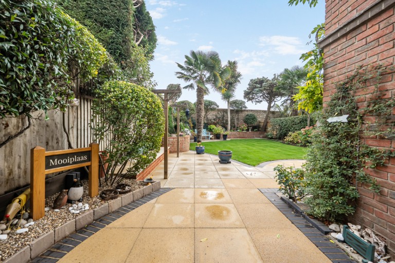 Images for Churchfield Place, Shepperton, Surrey