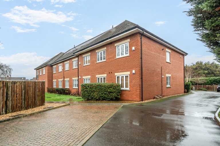 Images for Annett Close, Upper Halliford, Surrey