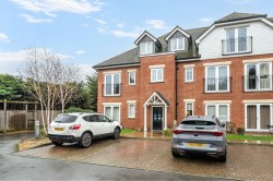 Images for Annett Close, Upper Halliford, Surrey