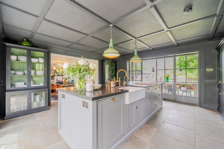 Images for Pharaohs Island, Shepperton, Surrey