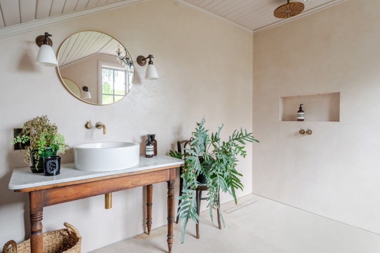 Images for Pharaohs Island, Shepperton, Surrey