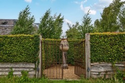Images for Pharaohs Island, Shepperton, Surrey