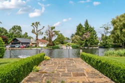 Images for Pharaohs Island, Shepperton, Surrey