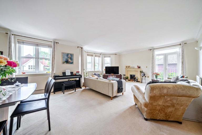 Images for Mayfield Road, 10 Mayfield Road, Weybridge, Surrey
