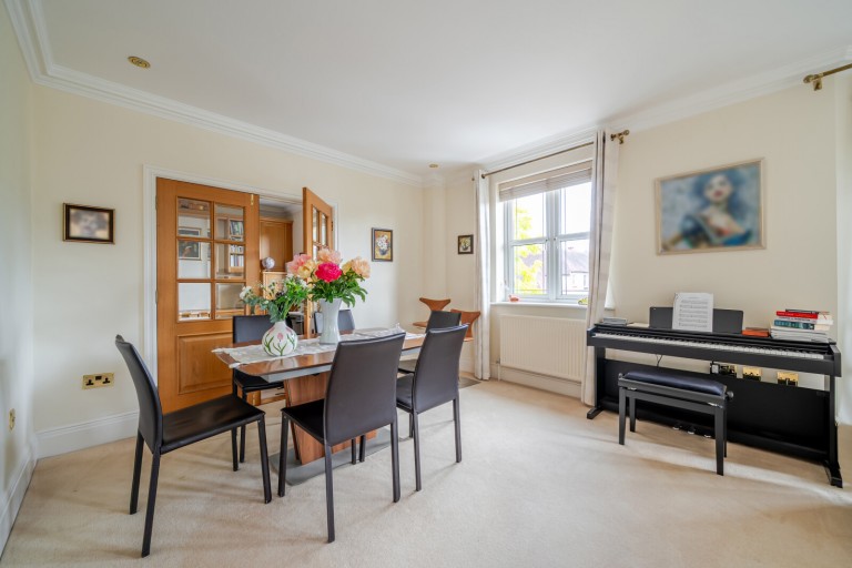 Images for Mayfield Road, 10 Mayfield Road, Weybridge, Surrey