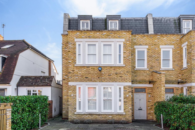 Click the photo for more details of St Marks Road, Teddington