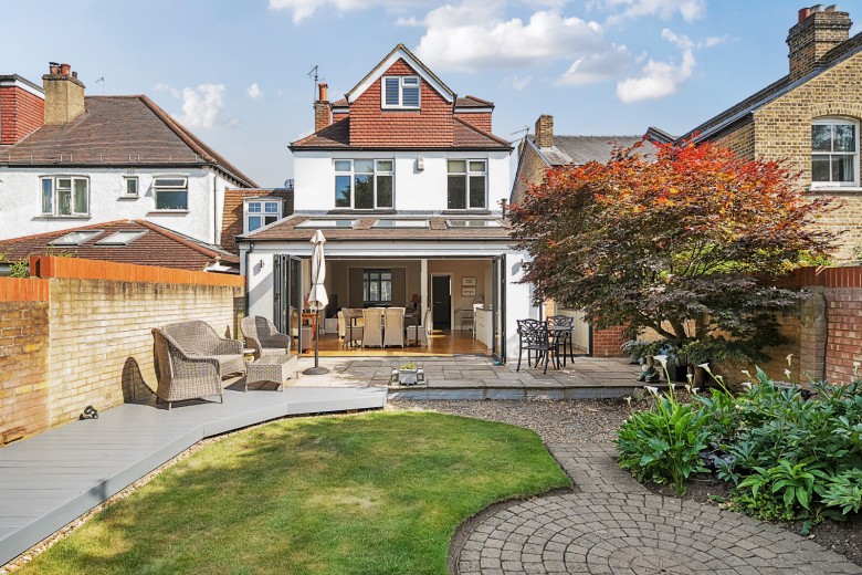 Click the photo for more details of Teddington Park Road, Teddington
