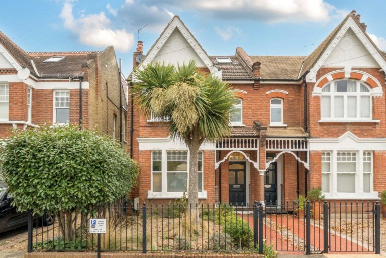 View Full Details for Teddington Park, Teddington