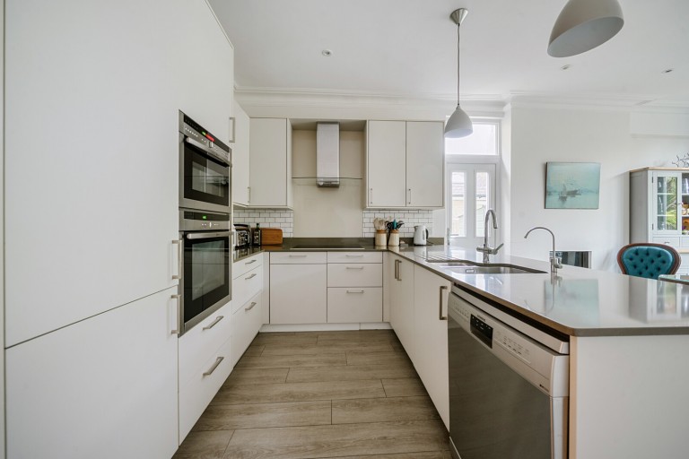 Images for Teddington Park, Teddington