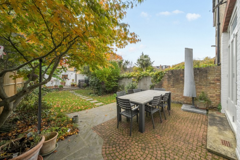 Images for Teddington Park, Teddington