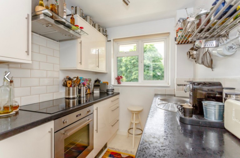Images for Elton Close, Hampton Wick