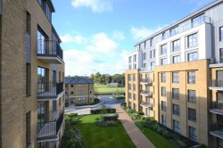 Images for Pinewood Gardens, Teddington