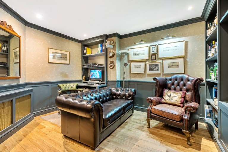 Images for Admiralty Way, Teddington