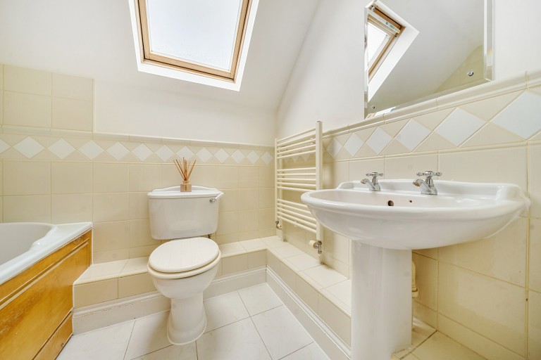 Images for Teddington Park, Teddington