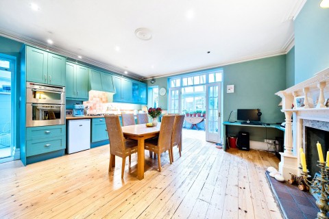 Click the photo for more details of Munster Road, Teddington, TW11