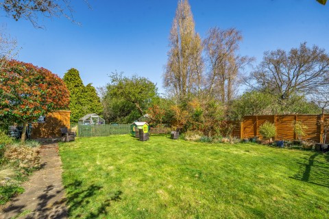 Click the photo for more details of Sandy Lane, Teddington, TW11
