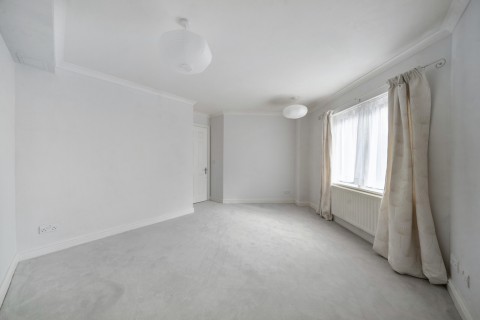 Click the photo for more details of Middle Lane, Teddington