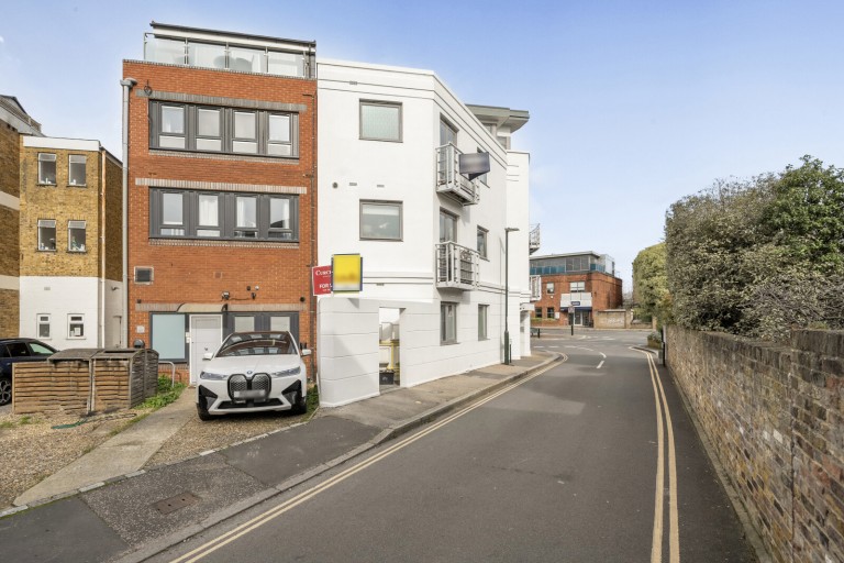 Images for Middle Lane, Teddington