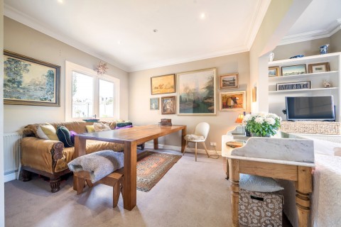 Click the photo for more details of Victoria Road, Teddington