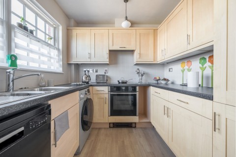 Click the photo for more details of High Street, Teddington