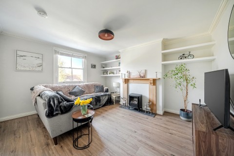 Click the photo for more details of Laurel Road, Hampton Hill