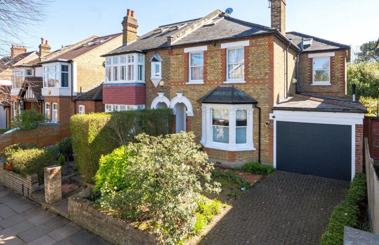 Click the photo for more details of Holmesdale Road, Teddington