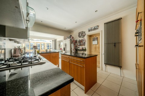 Click the photo for more details of Holmesdale Road, Teddington