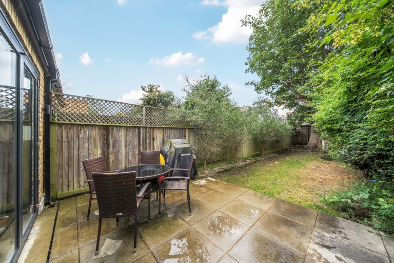 Images for Field Lane, Teddington
