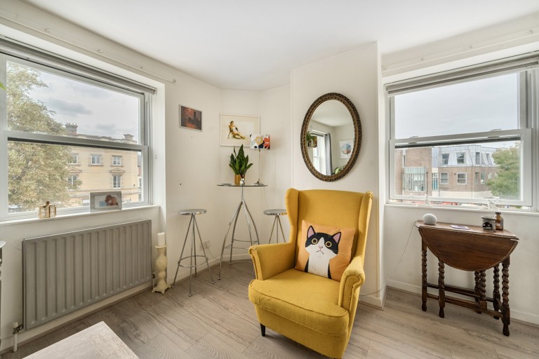 Images for Bychurch End, Teddington