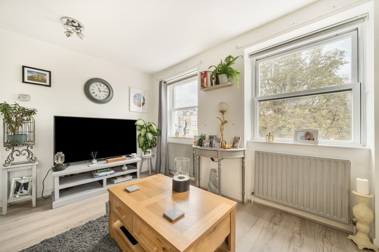 Images for Bychurch End, Teddington