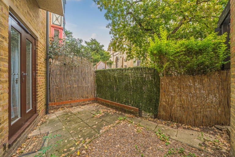 Images for Cloister Close, Teddington