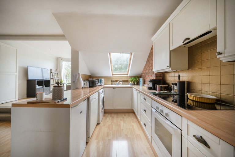 Images for Vicarage Road, Hampton Wick