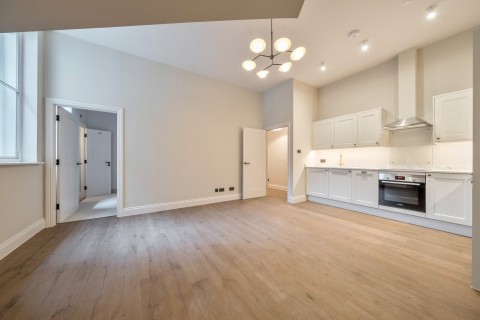 Click the photo for more details of Park Road, Hampton Wick