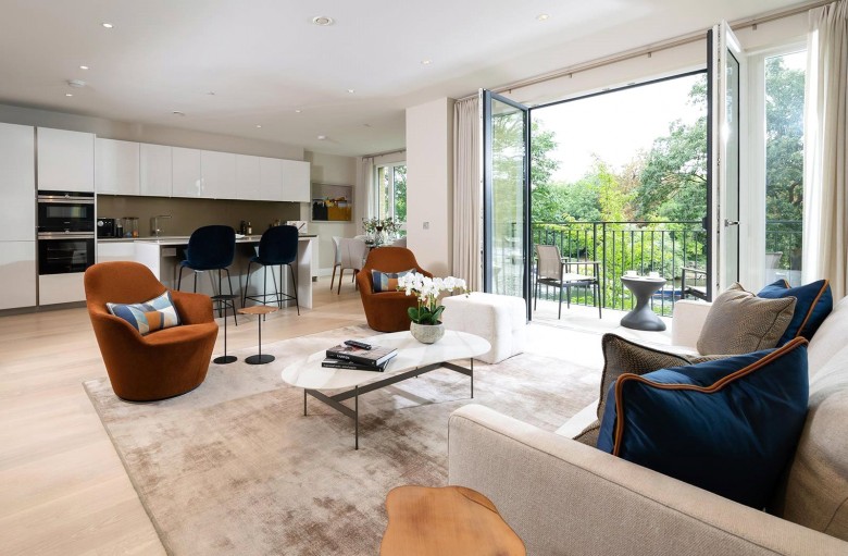 Click the photo for more details of Pinewood Gardens, Teddington