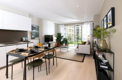 Images for Pinewood Gardens, Teddington