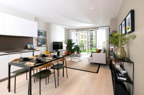 Click the photo for more details of Pinewood Gardens, Teddington