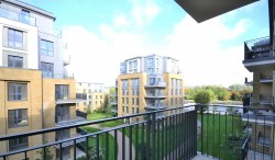 Images for Pinewood Gardens, Teddington