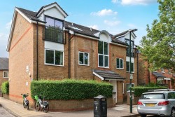 Images for Vicarage Road, Teddington