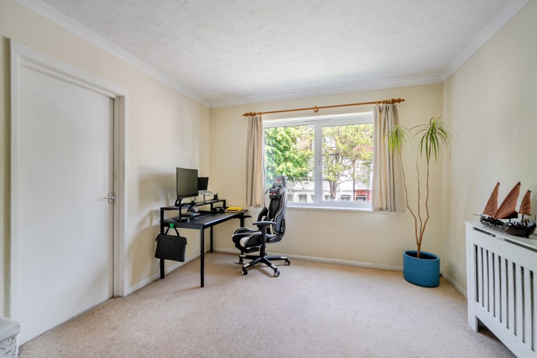 Images for Vicarage Road, Teddington