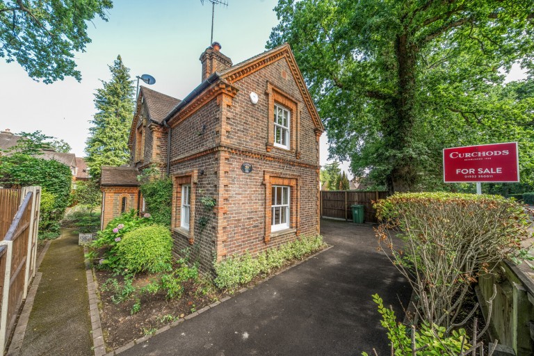 Images for Old Woking Road, West Byfleet, Surrey