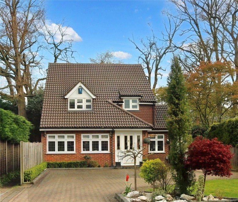 Click the photo for more details of Birchdale Close, West Byfleet, KT14