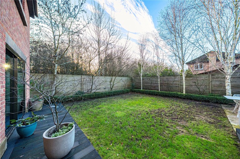 Images for Wexfenne Gardens, Pyrford, Surrey