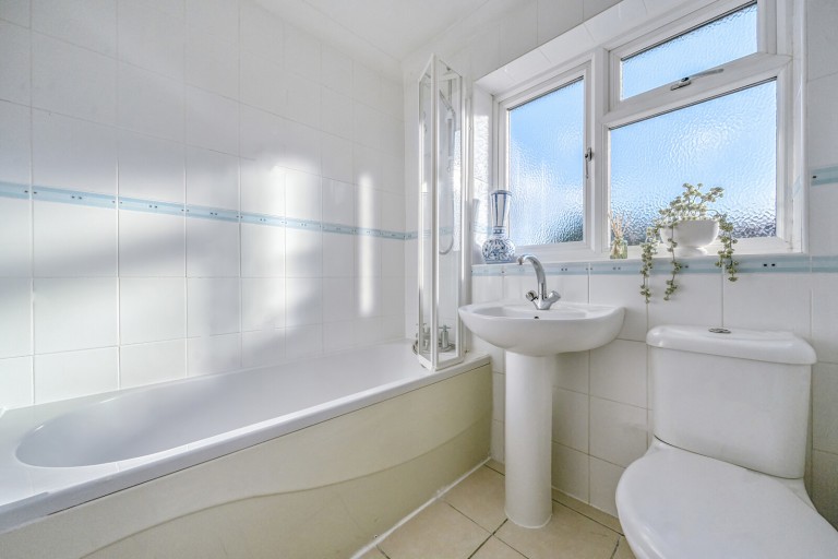 Images for Chuters Close, Byfleet, Surrey