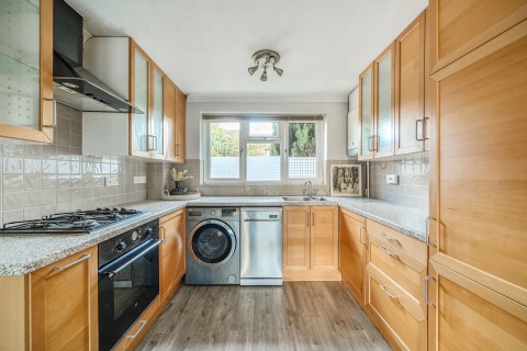 Click the photo for more details of Chuters Close, Byfleet, Surrey