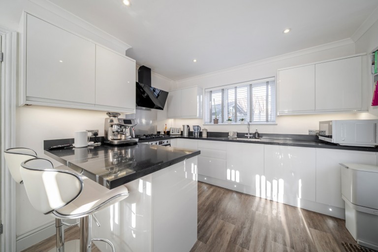 Images for Old Woking Road, West Byfleet, Surrey