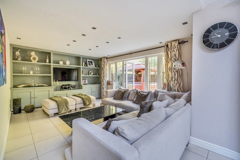 Images for Salisbury Place, West Byfleet, Surrey