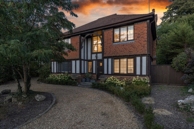 Images for Salisbury Place, West Byfleet, Surrey
