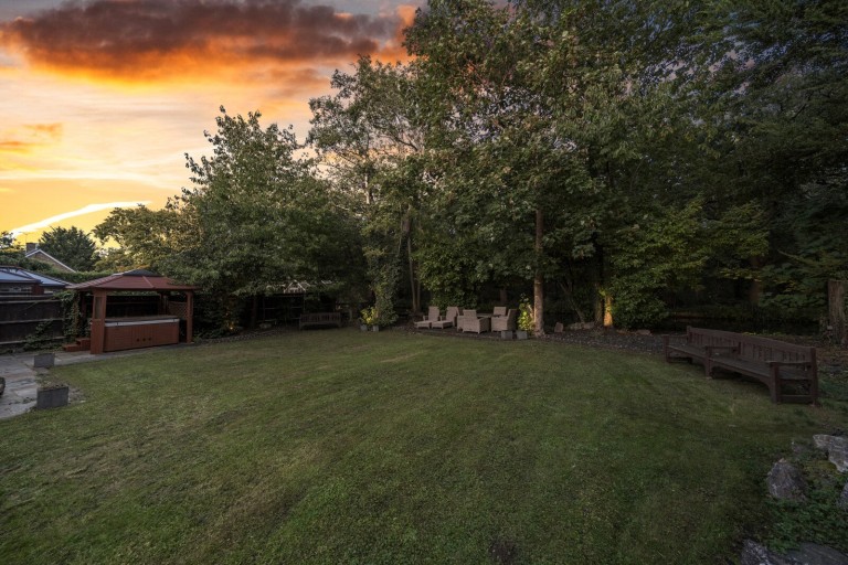 Images for Salisbury Place, West Byfleet, Surrey