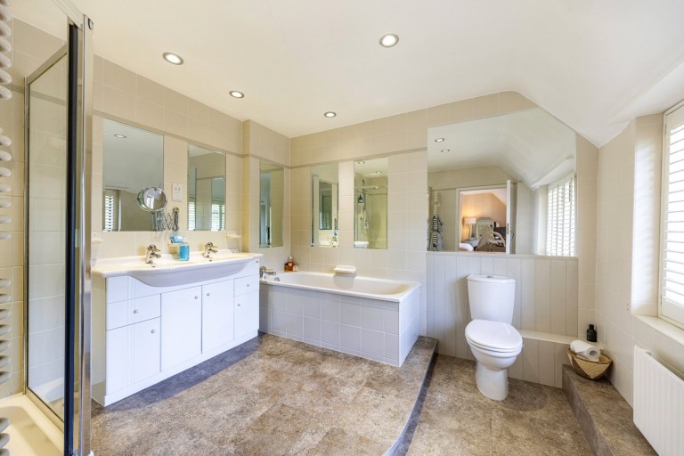 Images for Forest Road, Pyrford, Surrey